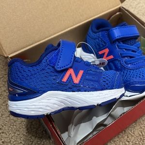 Brand new in box New Balance Baby Shoes - size 2 wide - NWT